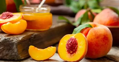 Брюньоны, нектарины, персики, самое время ими насладиться