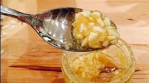 Если вы будете есть чеснок и мед натощак в течение 7 дней, вот что произойдет с вашим телом