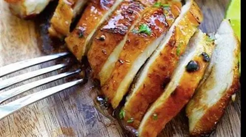 Просто и быстро: вкусный рецепт курицы с лимоном и медом