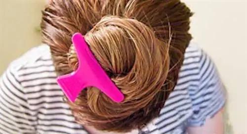 Как правильно наносить маску-кондиционер на сухие участки волос?