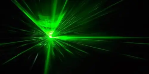 Самый маленький нанолазер для зеленого света