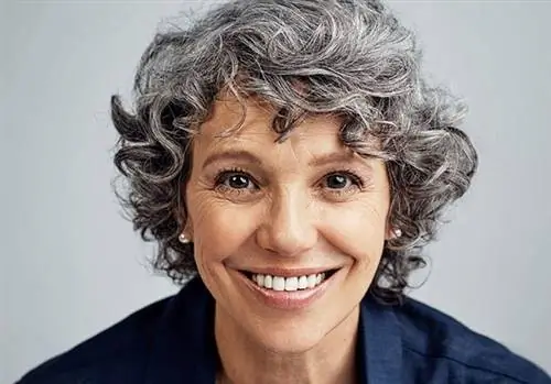 Улыбка также может вызвать стресс