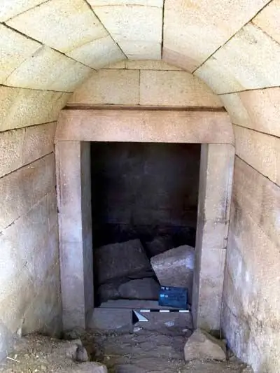 Древняя погребальная камера обнаружена в Пергаме