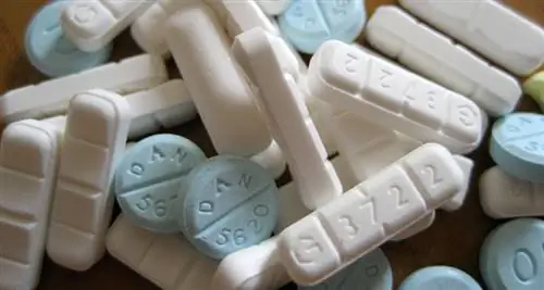 Смертность от передозировки успокоительных препаратов, таких как ксанакс, продолжает расти