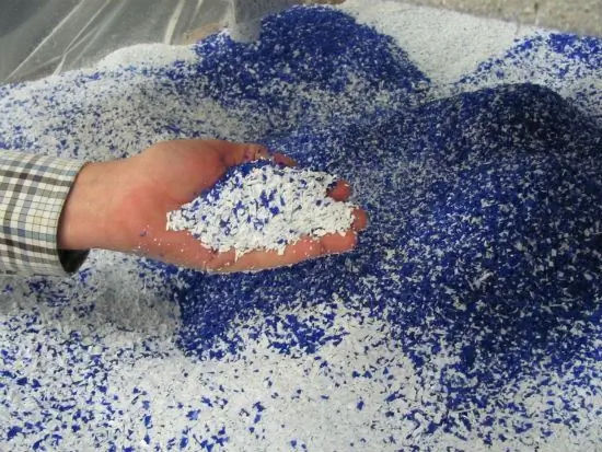 Изображение пластиковой стружки, сделанное Джоном Малроу.