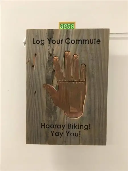 Сотрудников поощряют ездить на работу на велосипеде.