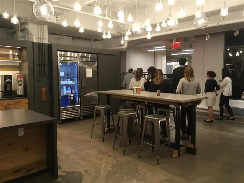 Длинные столы In/Sek без вырубки лесов.