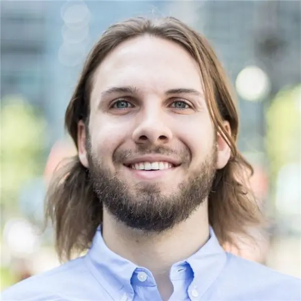 Адам Кирни из Propsboard.