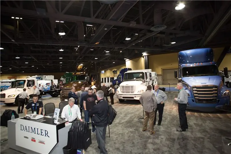 Грузовики с передовыми технологиями Daimler на выставке ACTExpo