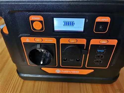 Фасад станции Новоо Омни