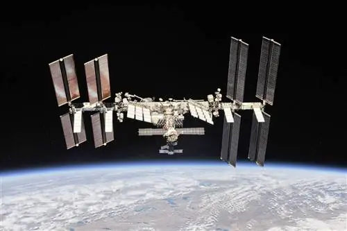 МКС: проблема скафандра для космонавта в космосе