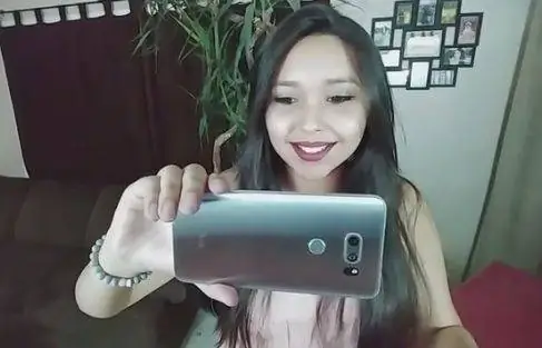 LG V30: первый смартфон с двойным фотосенсором с апертурой f/1.6