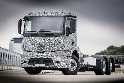 Mercedes-Benz Urban eTruck 02 Mercedes-Benz Urban eTruck 02