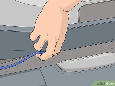 Подключите усилитель к сабвуферу и головному устройству Шаг 13