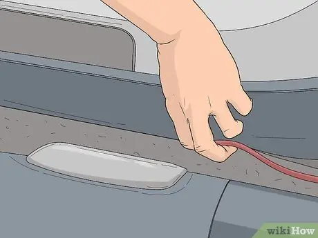 Подключите усилитель к сабвуферу и головному устройству Шаг 9