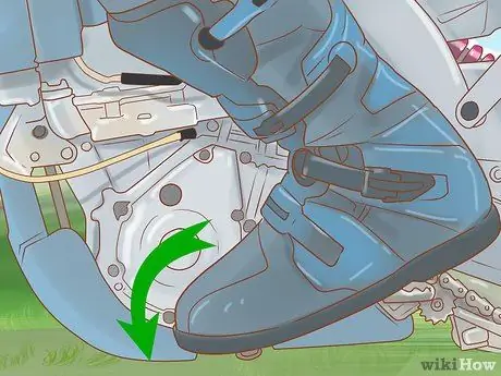 Прыгайте на велосипеде по грязи. Шаг 6