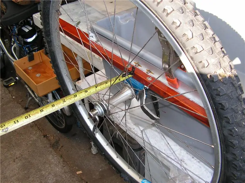 Крестовые опоры и отделка деревянного каркаса