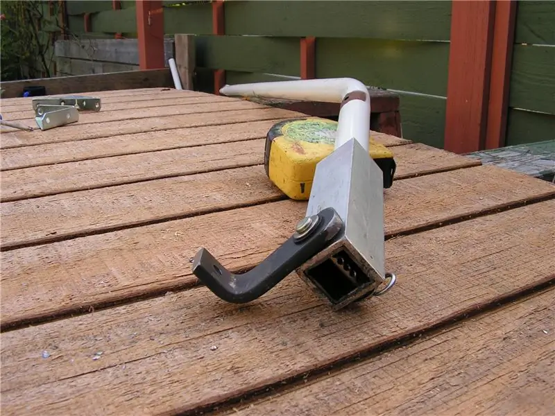 Сцепное устройство и сцепное устройство на велосипеде