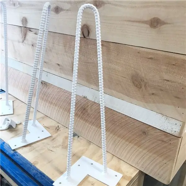 Соберите инструменты и материалы