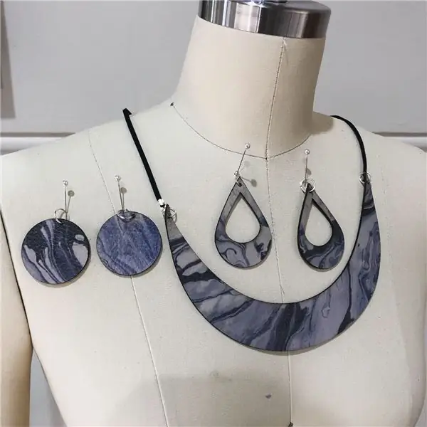 НАСЛАЖДАТЬСЯ