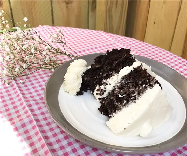 Слоеный торт из темного шоколада с розовым сливочным кремом: 17 шагов (с иллюстрациями)