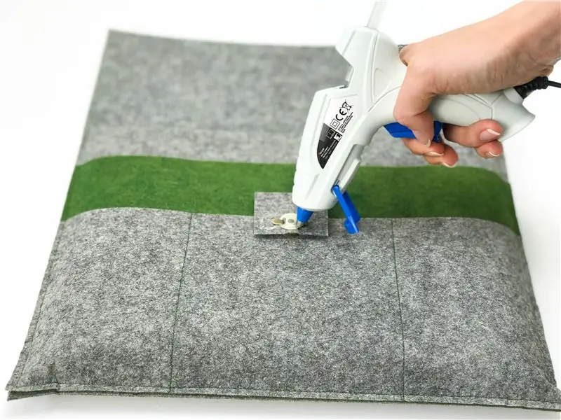 Закрепите и закрепите последнюю часть магнитной застежки