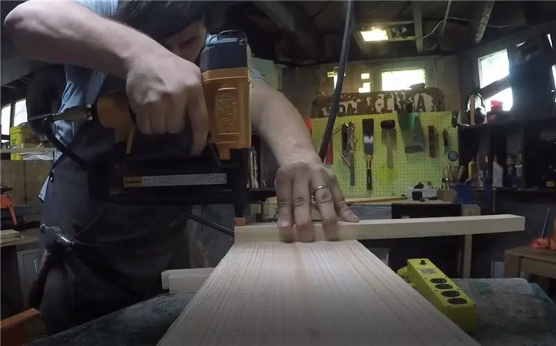 Соберите все вместе и запечатайте изнутри