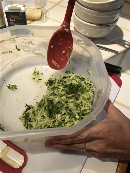 Комбинируйте ингредиенты для оладий