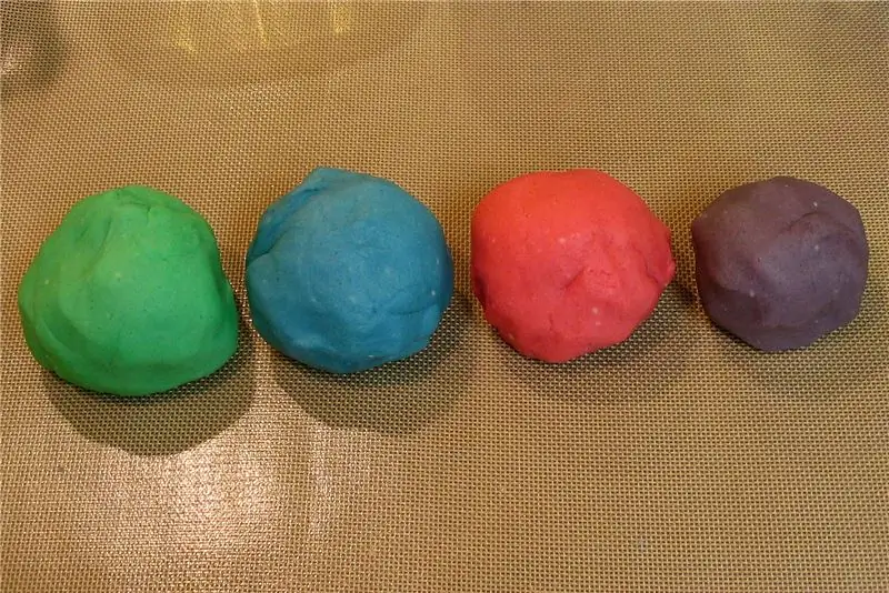 Как приготовить пластилин (Play-doh) Как приготовить пластилин (Play-doh)