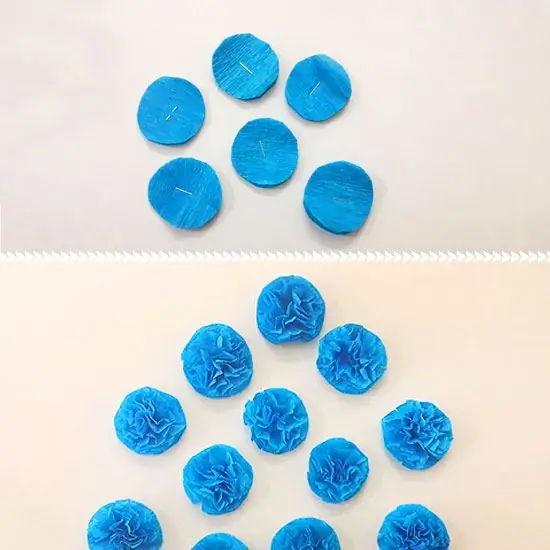 Сделаем цветы из крепированной бумаги!