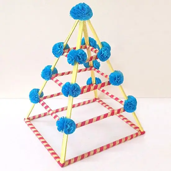 Вставьте декоративные кружева и цветы!