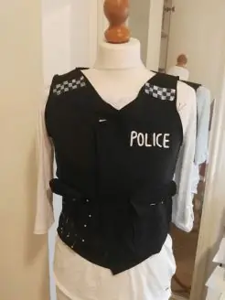 Рубашка, юбка и жилет