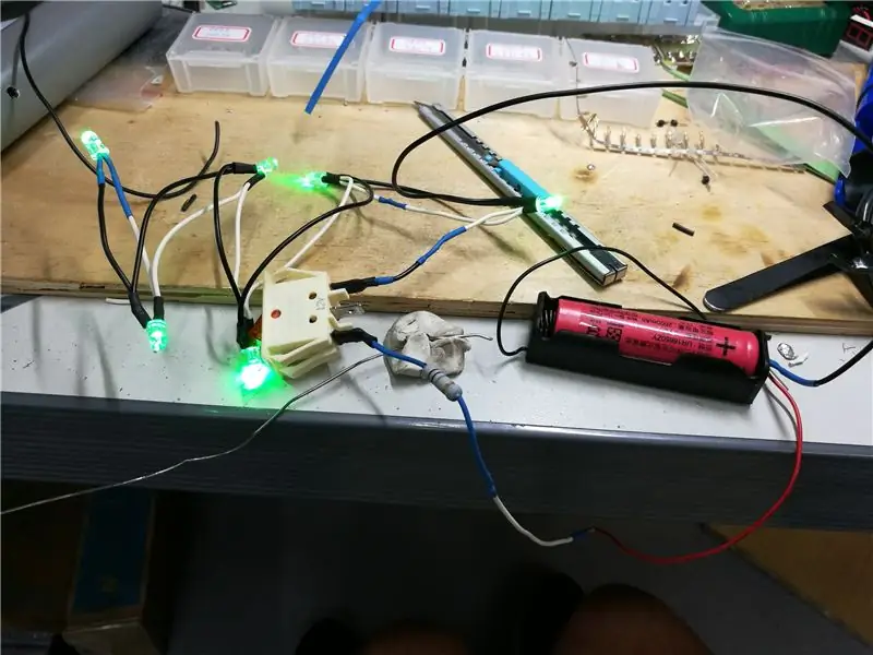 МЯЧИ (´≖◞౪◟≖)