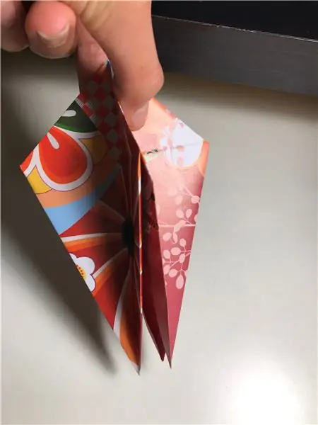 Повторный торф на другой стороне. Теперь все должно выглядеть так, как показано