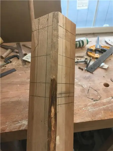 Тенон на столбе