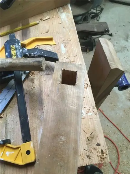 Врезка на полках и плечах