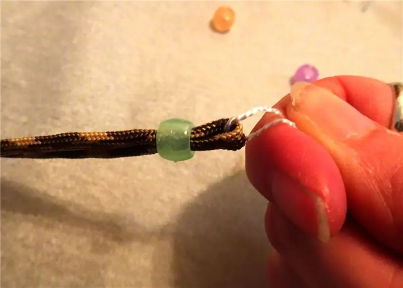 Соберите ремни безопасности