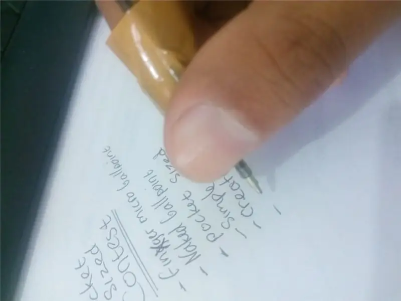 Шариковая ручка на палец с выемкой