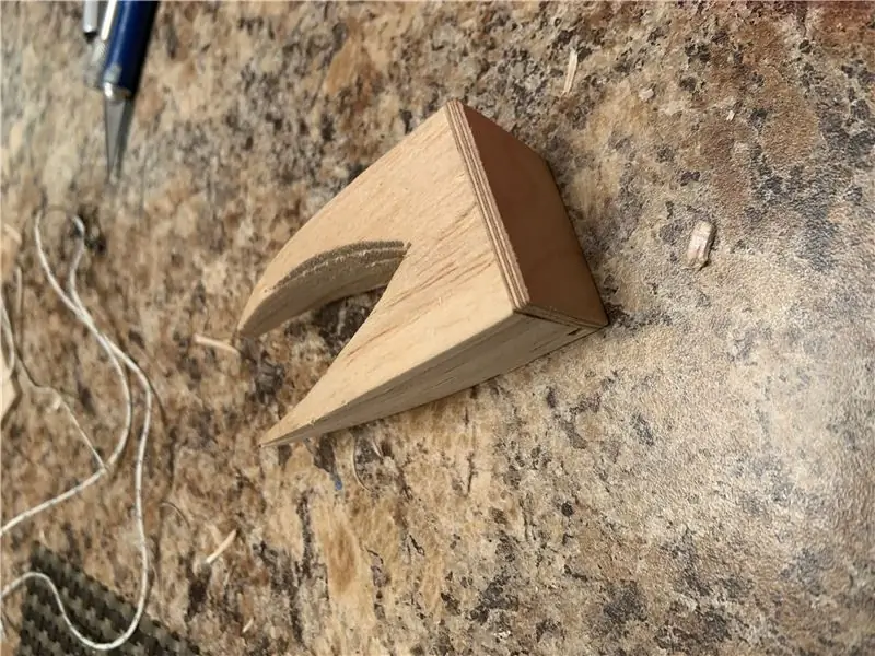 Крепление двигателя