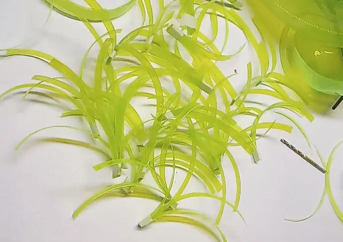 Изготовление стеблей травы