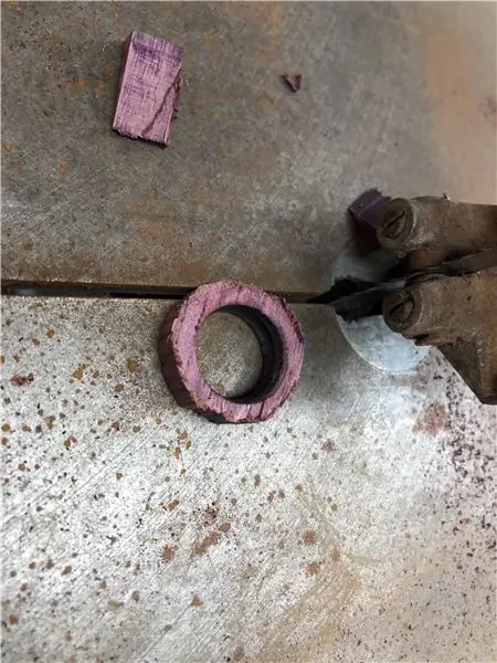 Приблизительно сформируйте внешний диаметр кольца