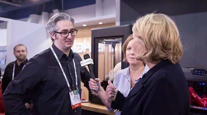 Марта Стюарт Бре Петтис MakerBot Марта Стюарт Бре Петтис MakerBot