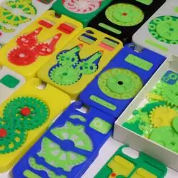 Чехлы для iPhone Gear: домашняя 3D-печать