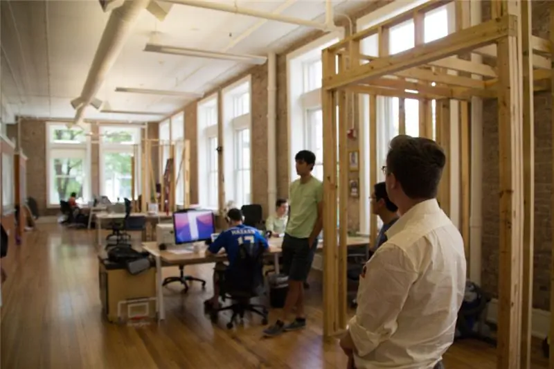 Представители индустрии 3D-печати посещают офисы LampPost в Чаттануге