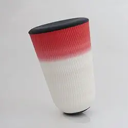 Дизайнерские табуреты, напечатанные на 3D-принтере