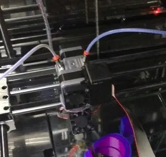 «Континуум» инноваций для Sharebot «Q», его настольного 3D-принтера третьего поколения