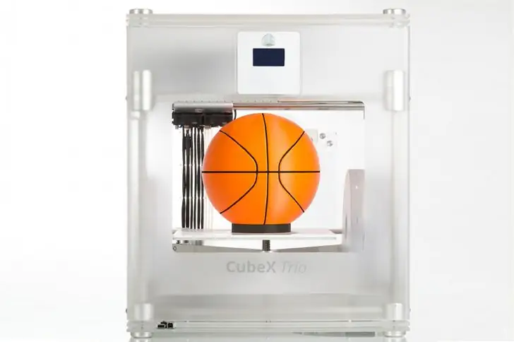 Баскетбольный мяч, напечатанный на 3D-принтере в 3D Systems Cube X Trio Баскетбольный мяч, напечатанный на 3D-принтере в 3D Systems Cube X Trio