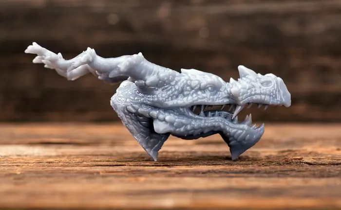 3d модель Джереми Ортиса и распечатанная голова дракона 3d модель Джереми Ортиса и распечатанная голова дракона