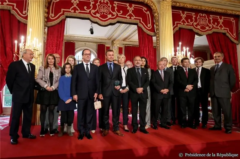 Groupe Gorgé и Prodways 2014 Prix de l'Audace Créatrice от президента Франции Франсуа Олланда Groupe Gorgé и Prodways 2014 Prix de l'Audace Créatrice от президента Франции Франсуа Олланда