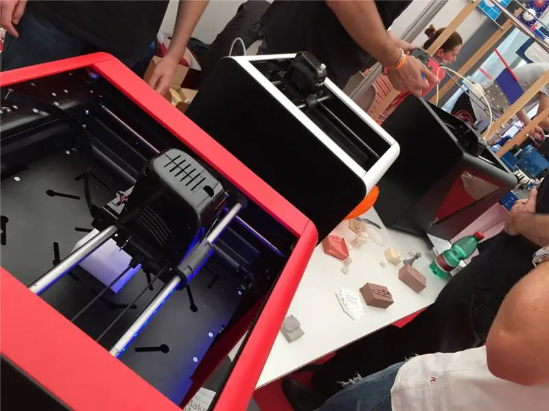 Fabototum производитель 3D-принтеров Faire Rome Fabototum производитель 3D-принтеров Faire Rome